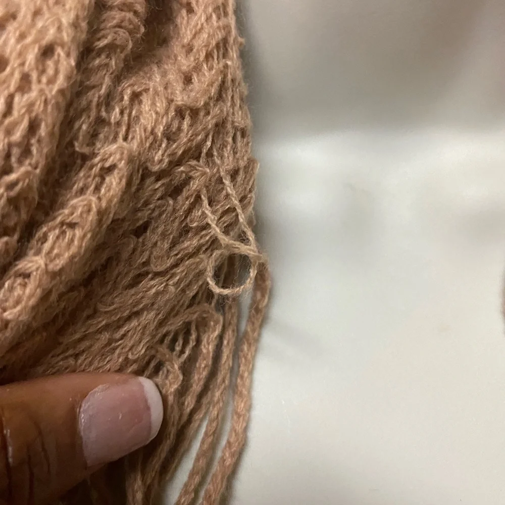 Steve Madden Infinity Scarf Tan & Ivory Acrylic One Size RN 98072.
